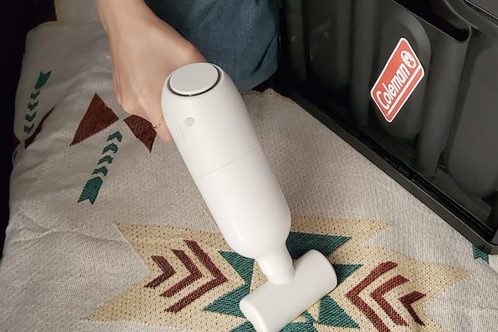 [단독특가] 와이드 스톰 청소기 초경량 핸디 무선 차량용 소형 미니 원룸 청소기 3가지노즐