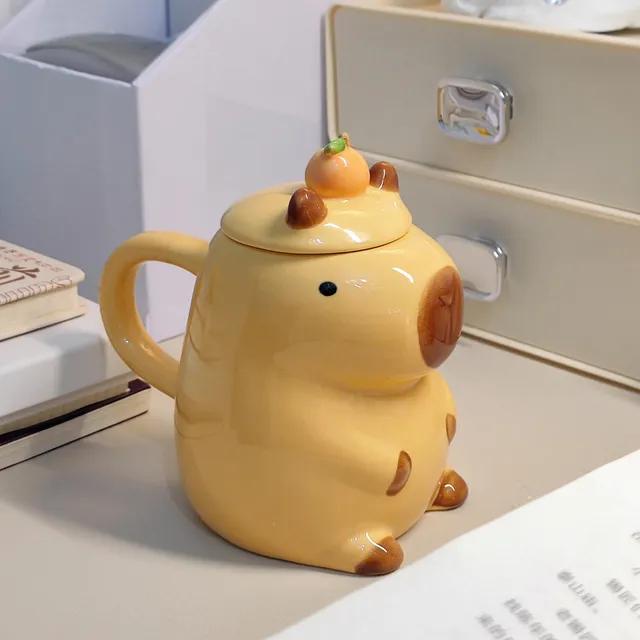 귤 먹은 카피바라 머그컵