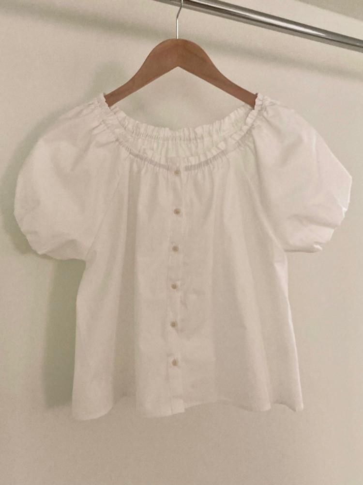 웨더 weather 모네 셔링 블라우스 - 페미닌 라운드 프릴 블라우스 1color