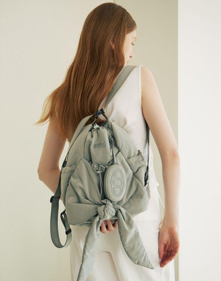 [24FW 아떼 바네사브루노 ACC 여성]그레이 리본 백팩 겸 숄더백_AABA4F911G2