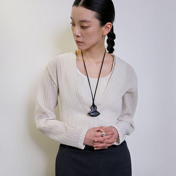 Pleats Long-sleeve Cardigan_Ivory