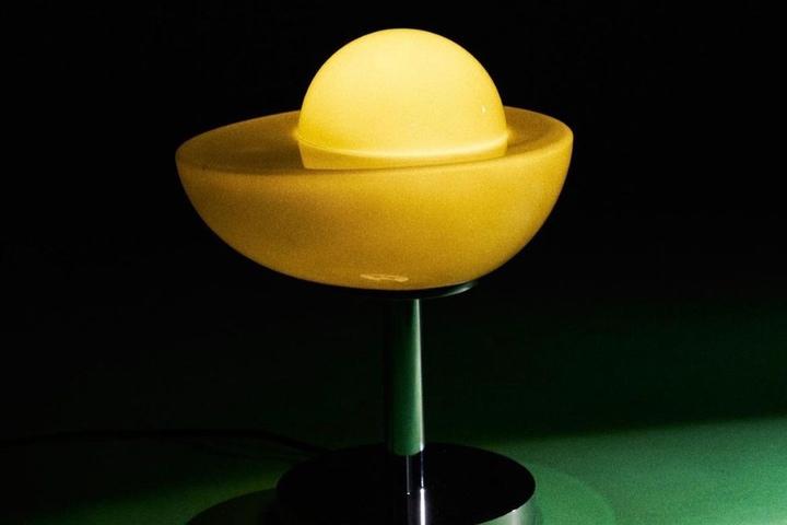 아보카도 단스탠드 조명 2colors( 올리브카키/퓨어화이트 )