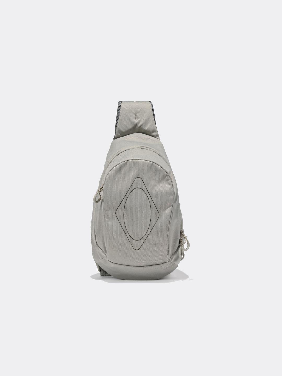 미스치프 RHOMBUS POCKET SLING BAG-KHAKI BEIGE
