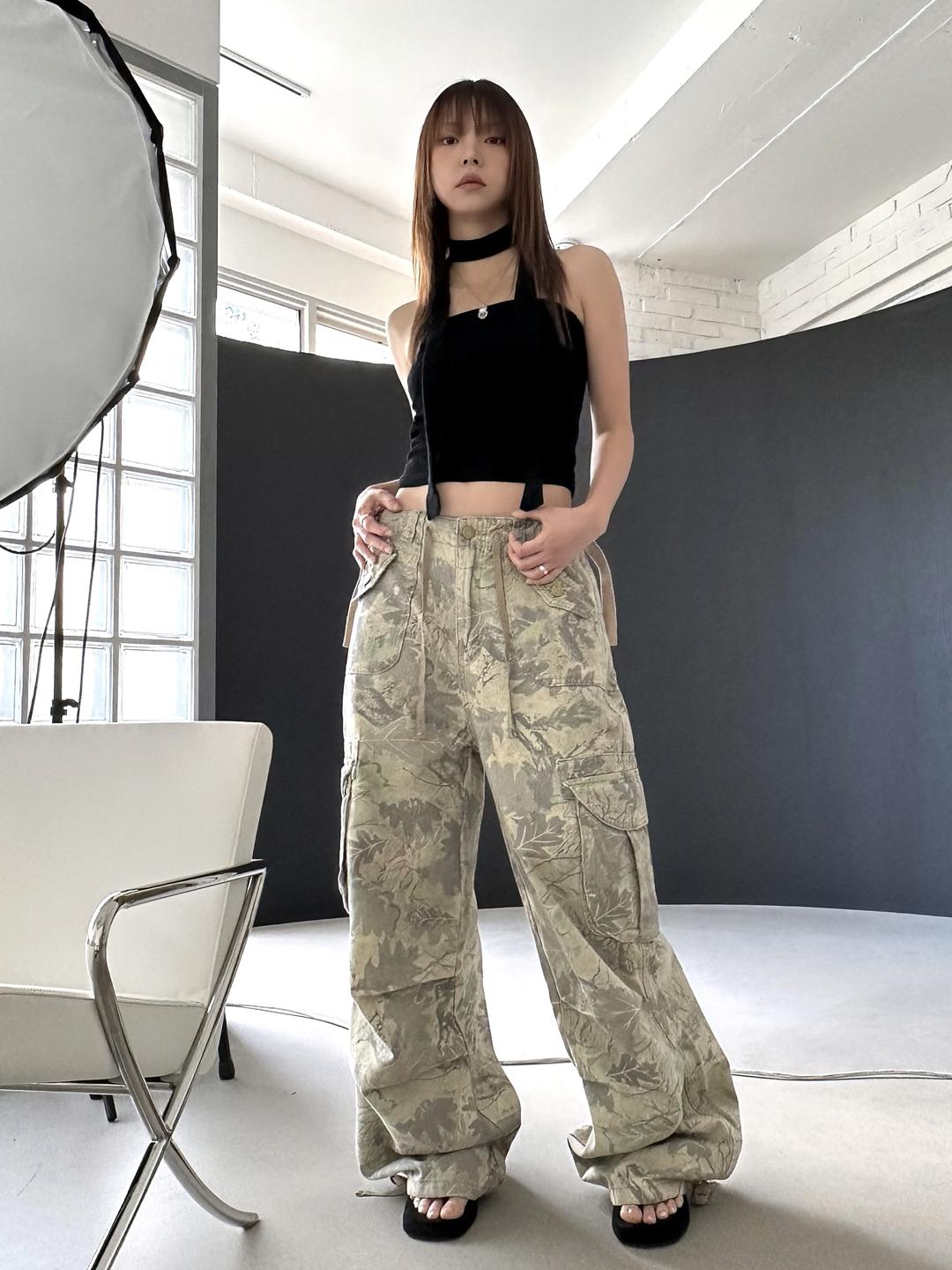 y2k vintage pattern wide cargo pants