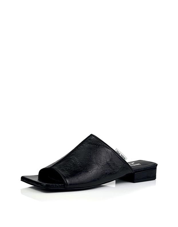 Moa stitch slippers black