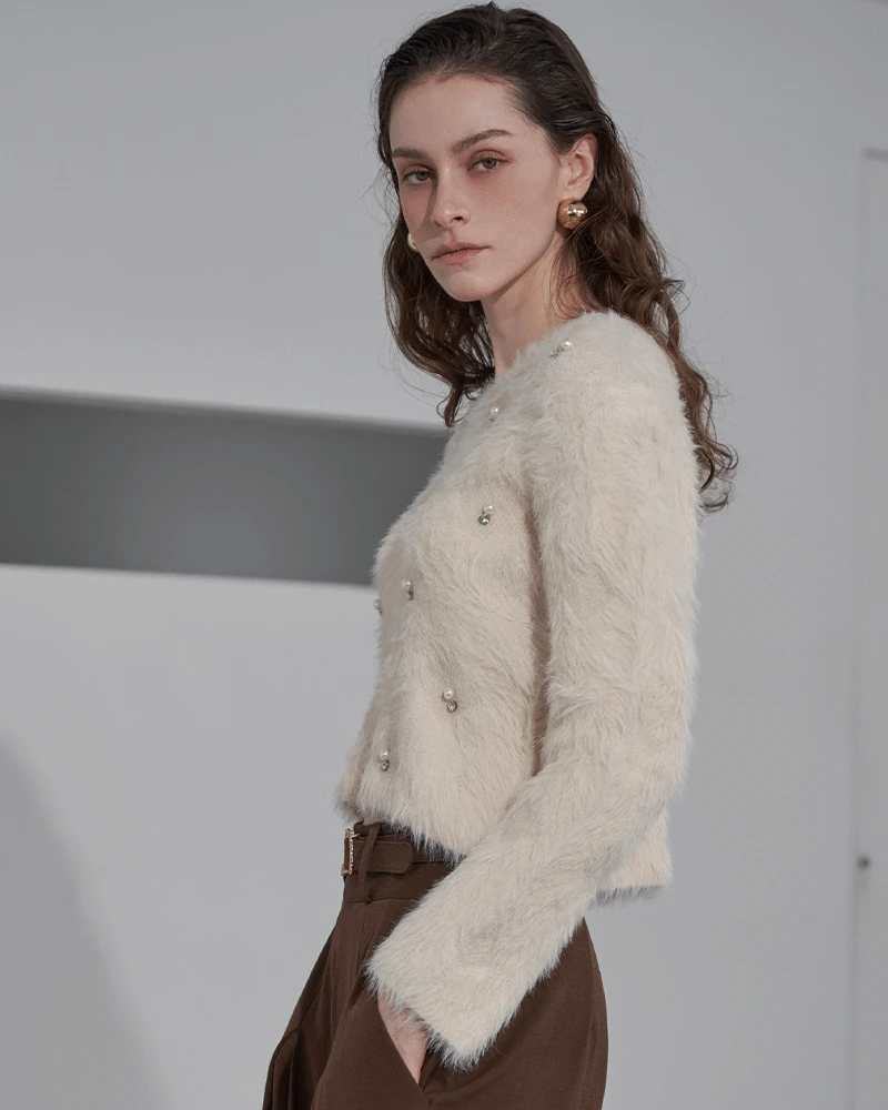 소프트 진주 큐빅 포인트 헤어리 니트 LM12KN703L