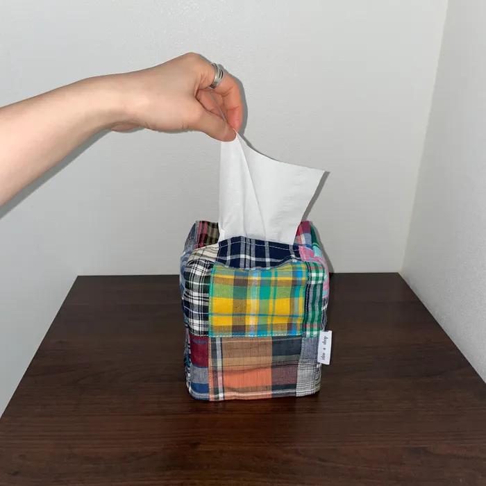 Patchwork tissue case (s) / Yellow