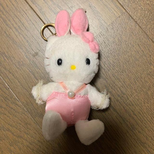 ハローキティ　ぬいぐるみ　メロンパン 산리오 ハローキティ ぬいぐるみ メロンパン - 위시버킷