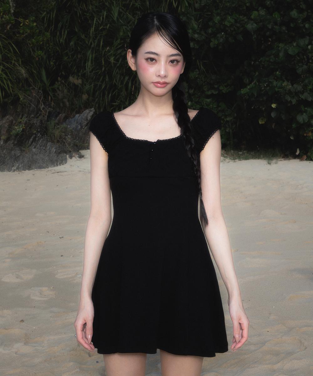 로제프란츠 플라워 펀칭 미니 드레스 [2컬러]