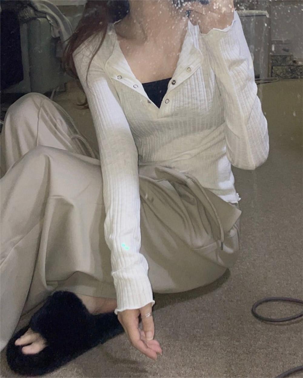 트윈 버튼 티 (3컬러)