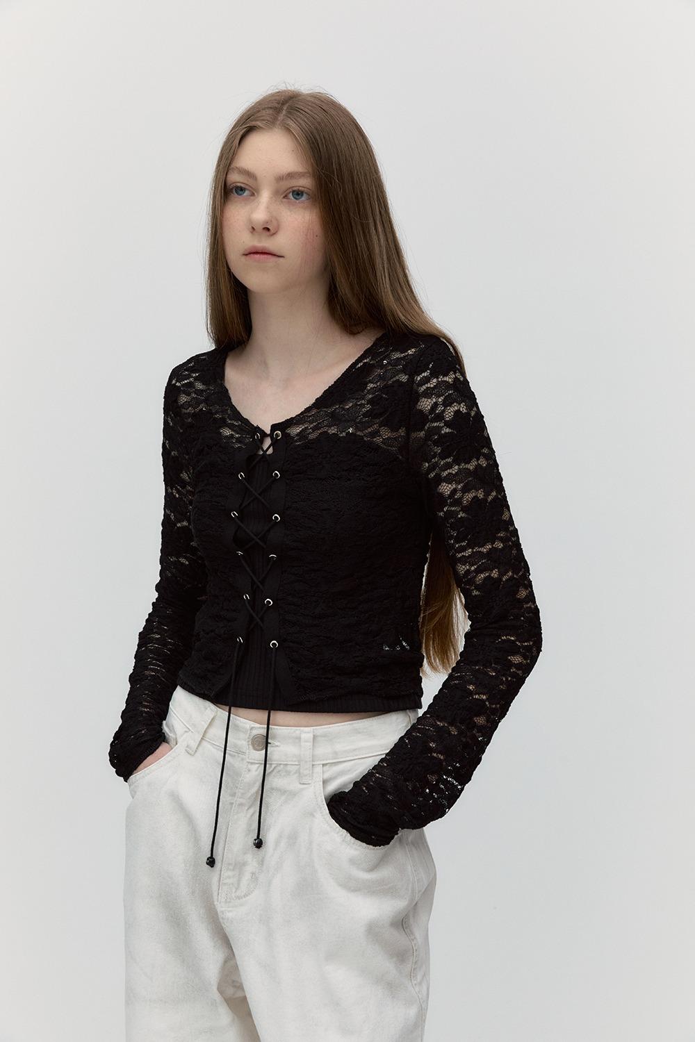 EYELET GARDEN LACE TOP [BLACK]