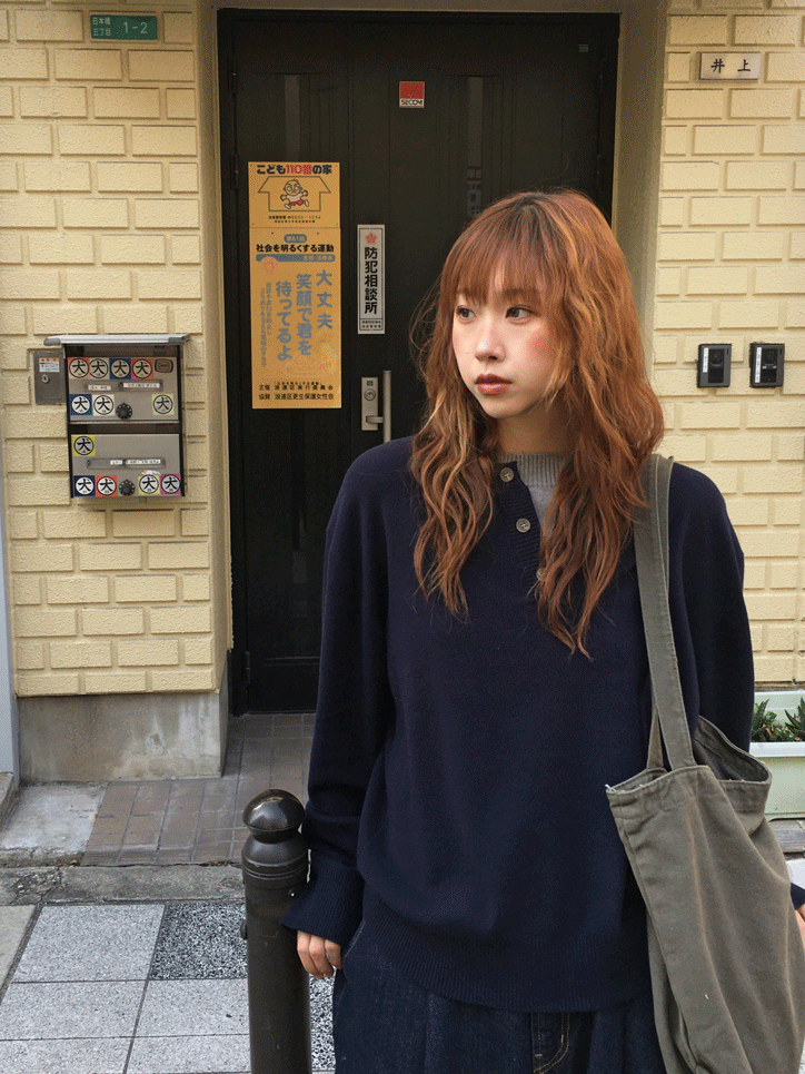 [니트만 입어도 레이어드] 소프트 버튼 레이어드 라운드 니트 (4 Color)