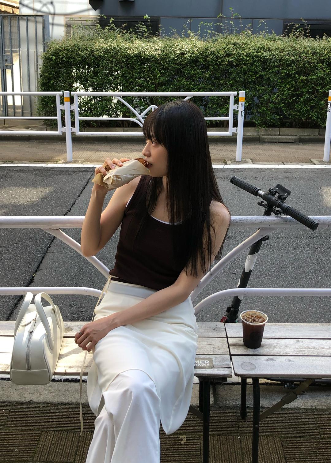 선데이업 [3rd] U-Neck Sleeveless - 3 Colors