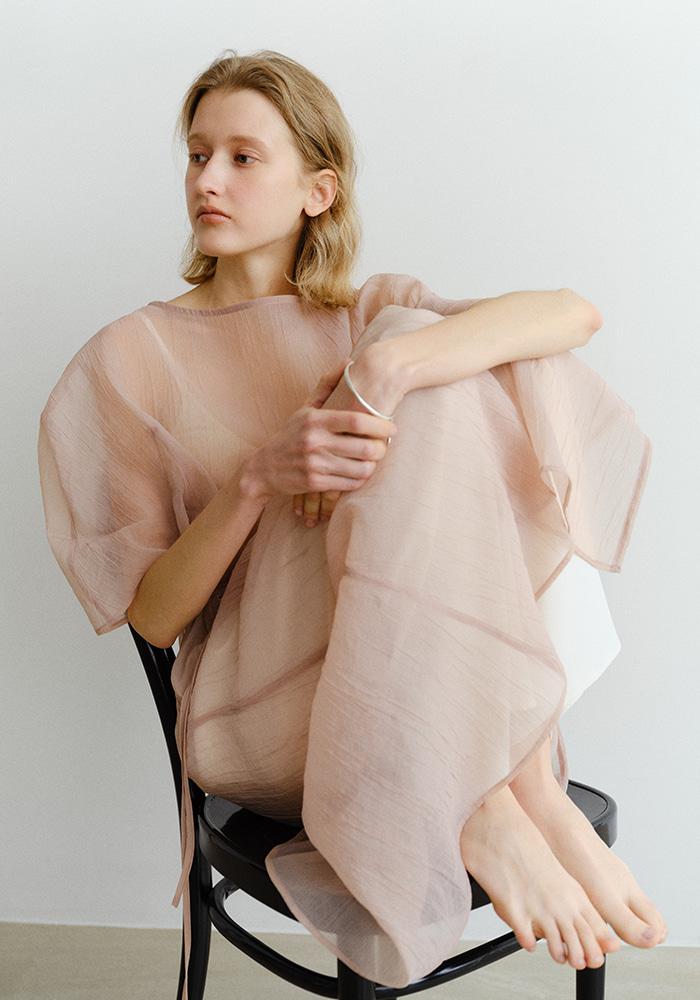 CREASE SHEER LAYERED OPS_PEACH PINK