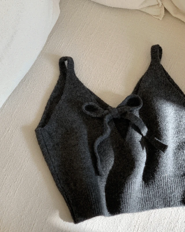 카밍 브이넥 크롭 니트 탑 뷔스티에 (3 color)