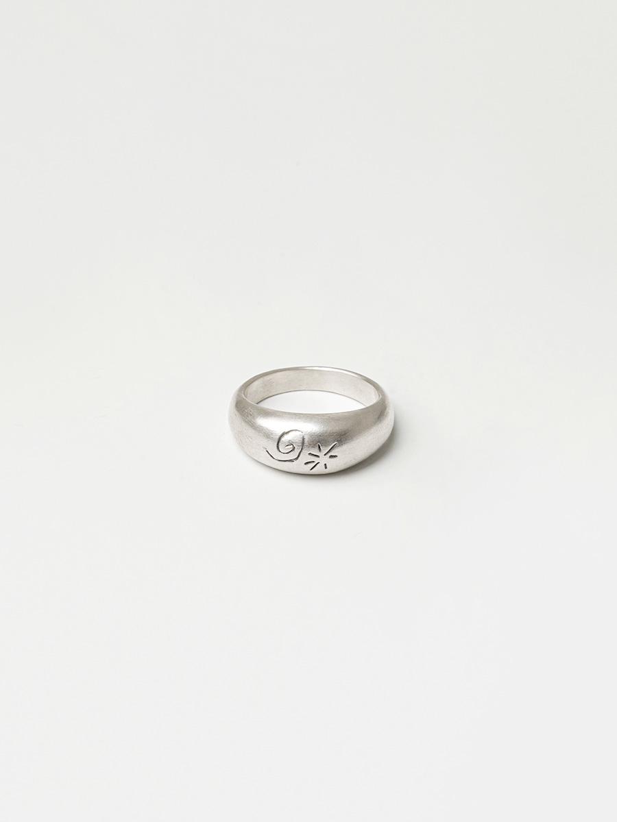 Symbol ring