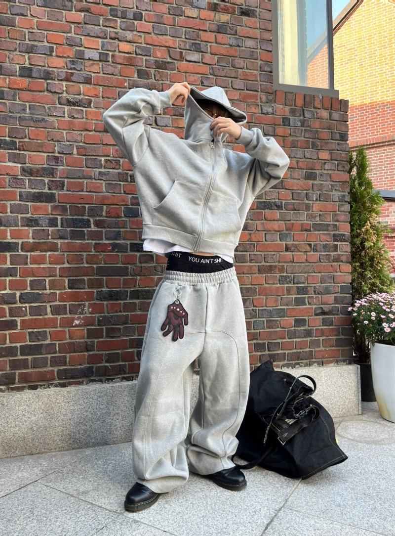 커브드 절개 스웻팬츠
