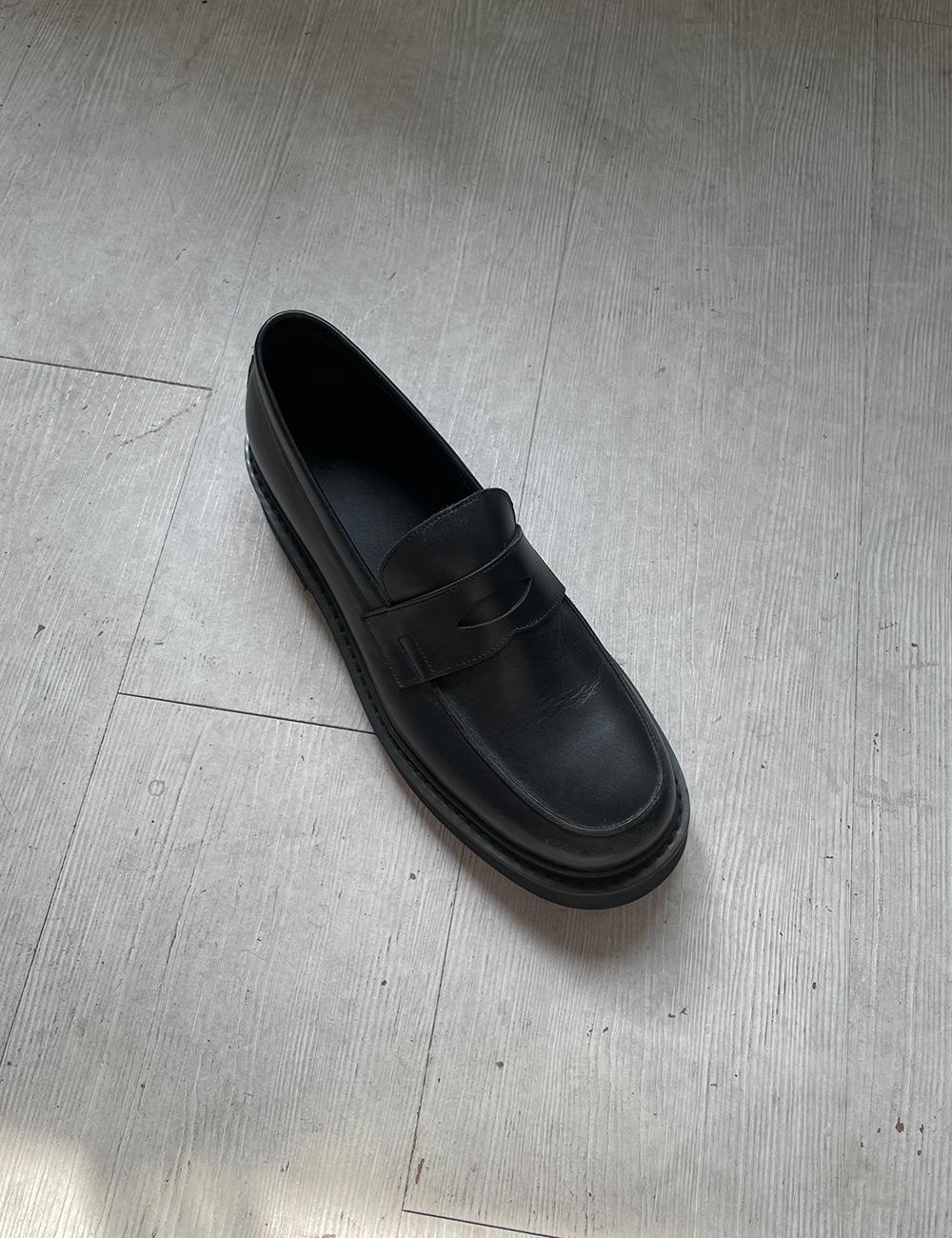 Cinderella vibram sole loafer black (280 size)