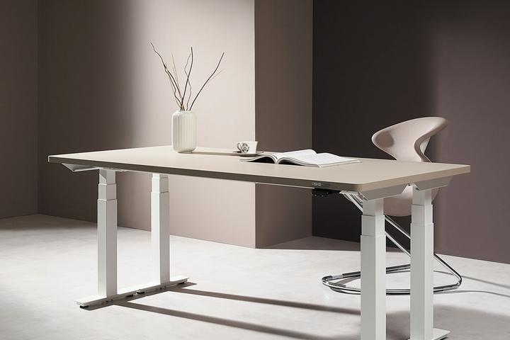 슈퍼매트 리낙 쿼드모터 모션데스크 2000