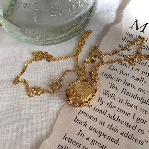 [IDUS 단독]빈티지 까메오 목걸이