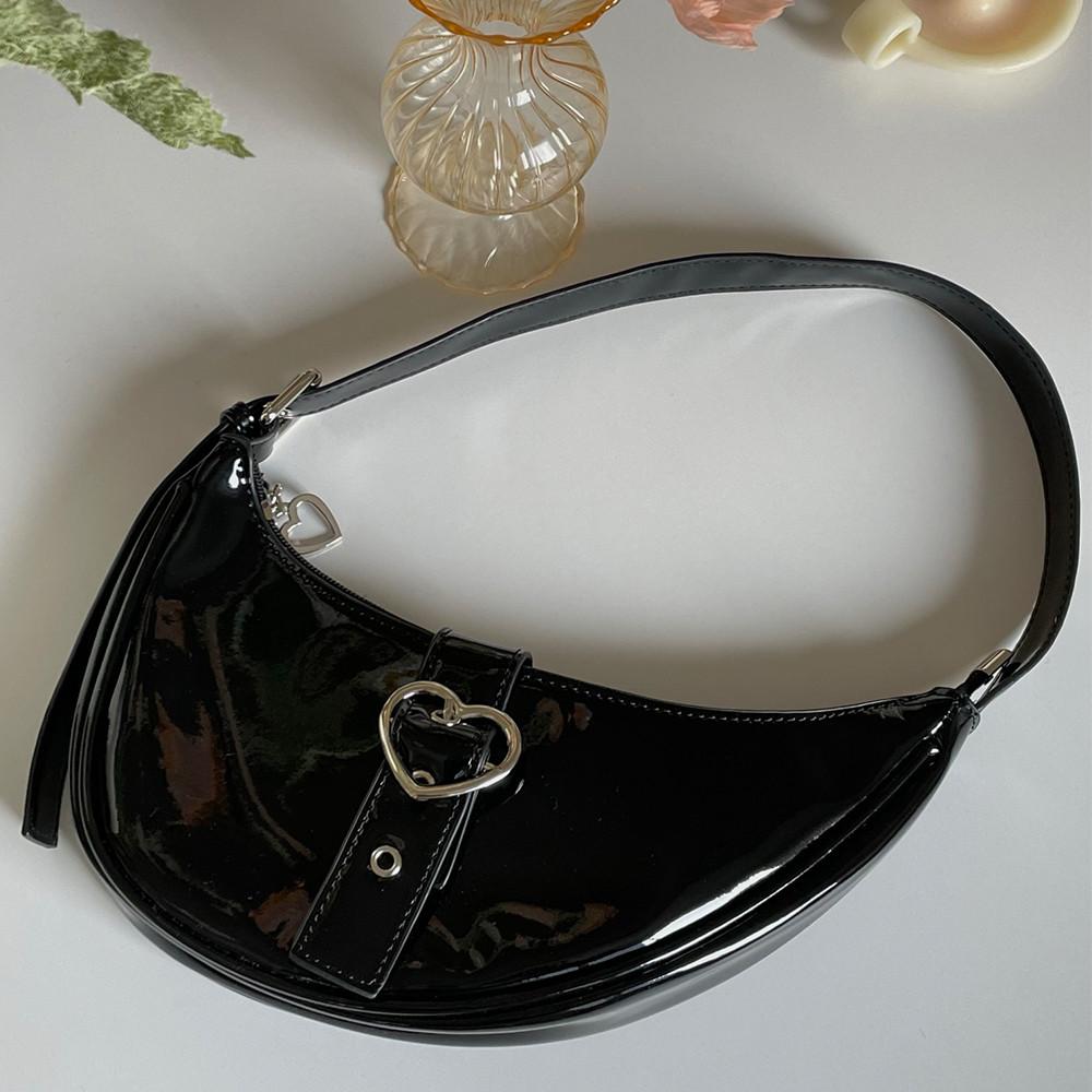 에나멜 하트 미니 숄더백