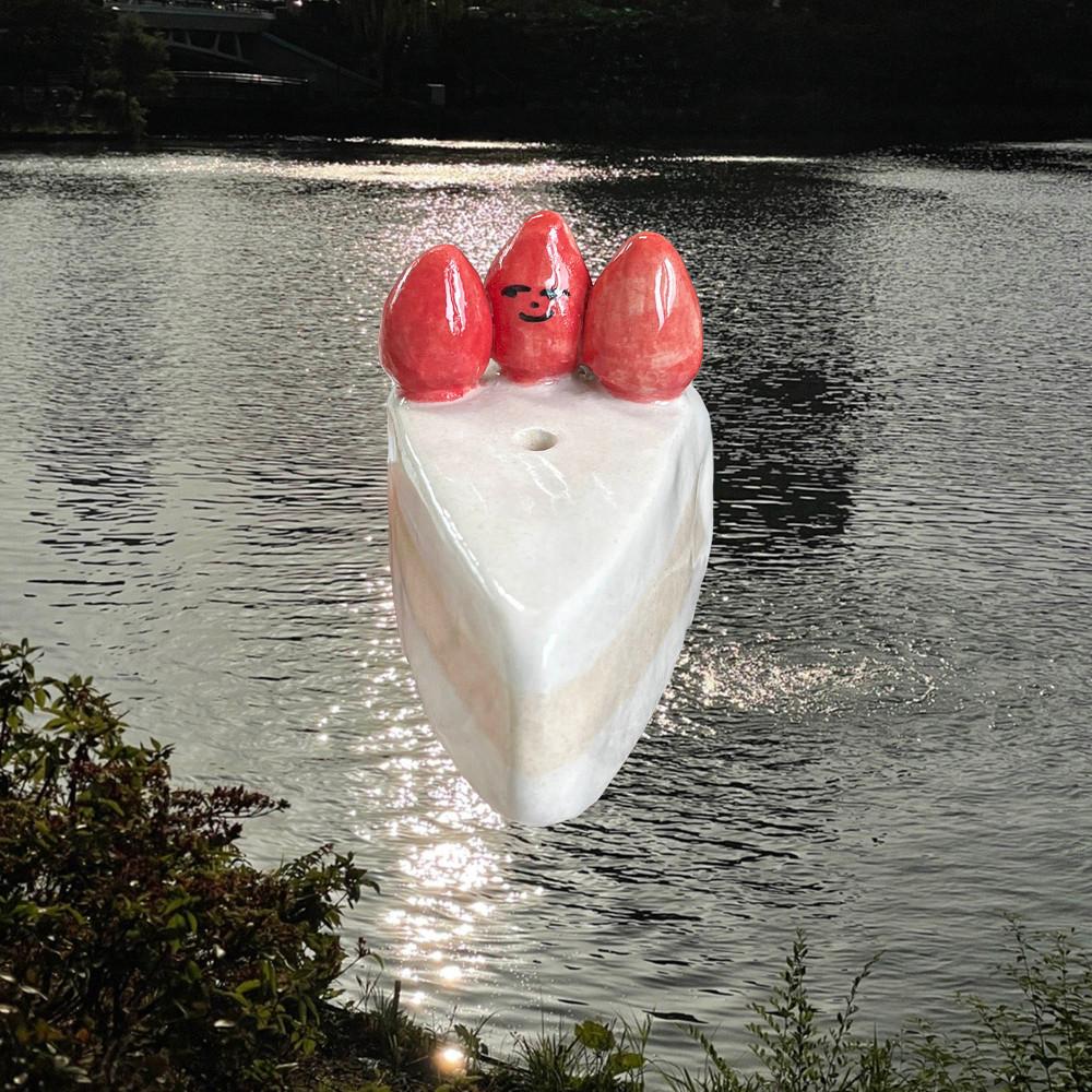 딸기 쇼트케이크 인센스 홀더, 스테디너리