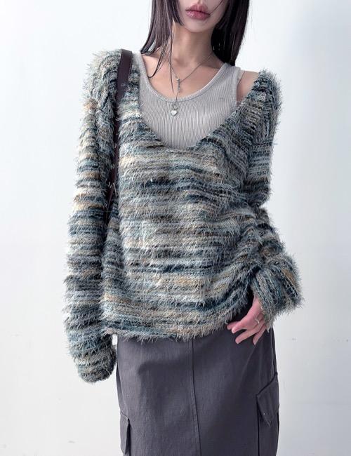 bohemian deep v tale knit