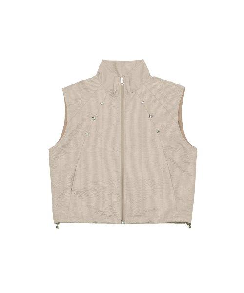 Star stud embossed Vest [Beige]