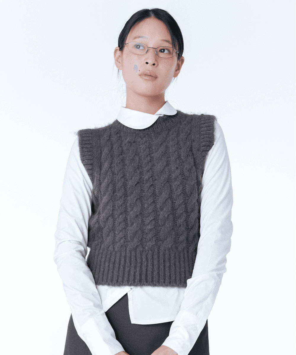 Cable knit vest GREY