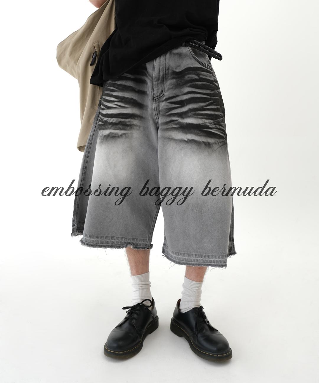 embossing baggy bermuda