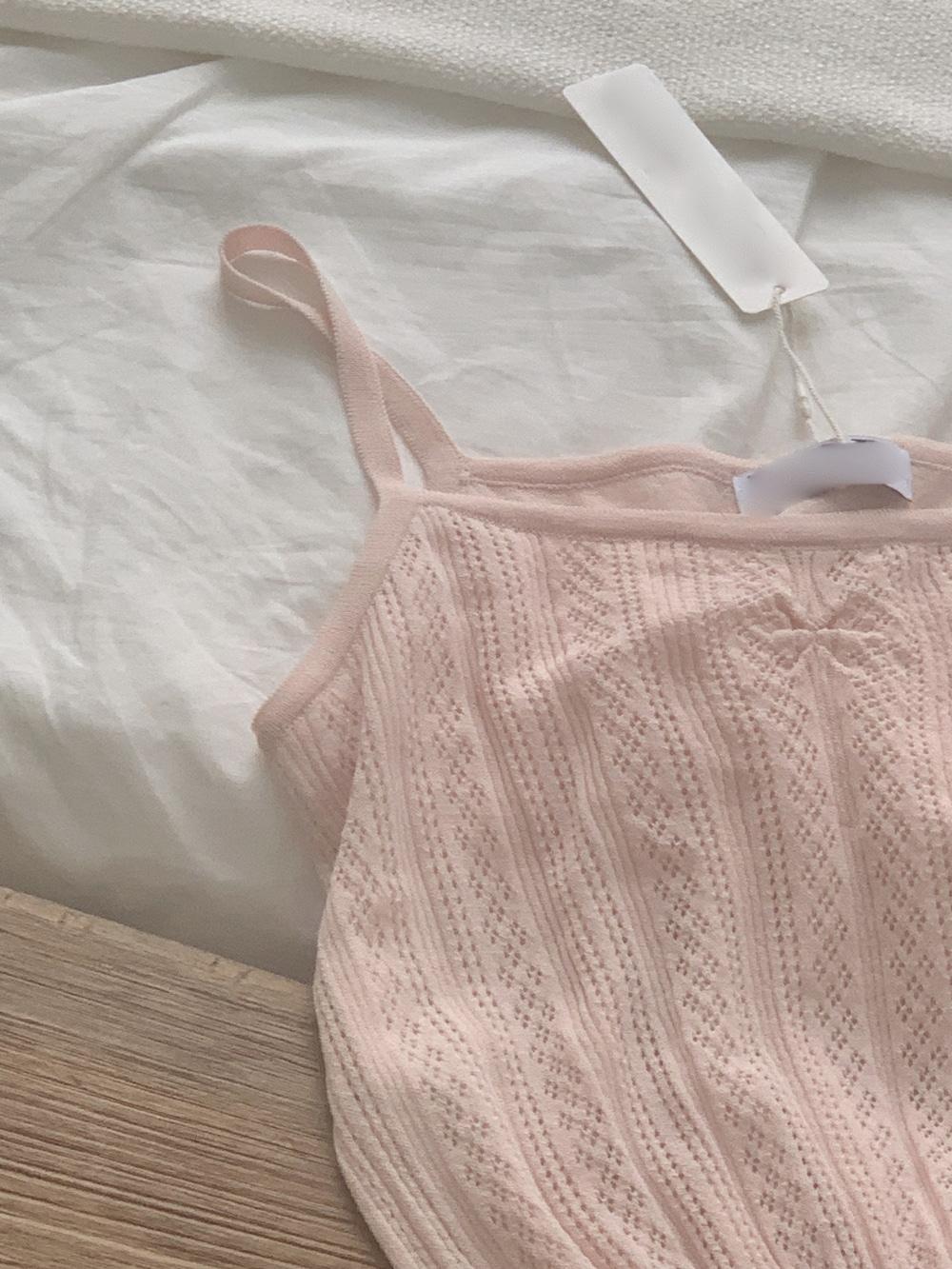 Peach punching knit sleeveless