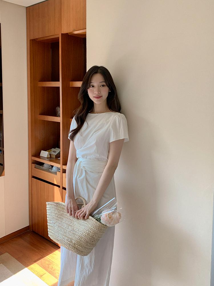 렌느 [휴양지룩/데이트룩] 레헨 허리 스트랩 원피스 (2colors)