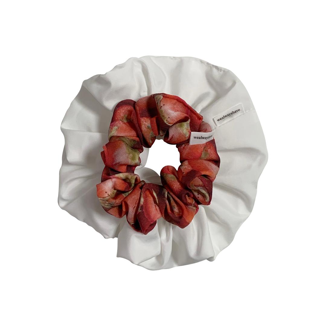 strawberry cake hair scrunch set