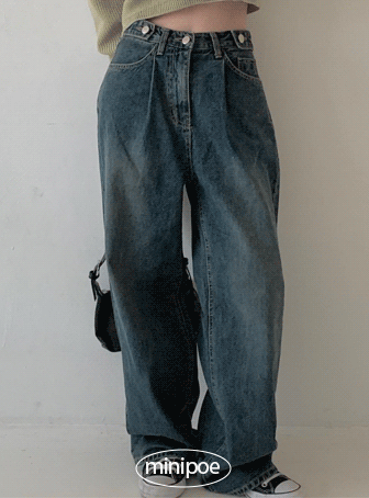 [MADE] 다크핀턱 오버핏 팬츠 (1color)