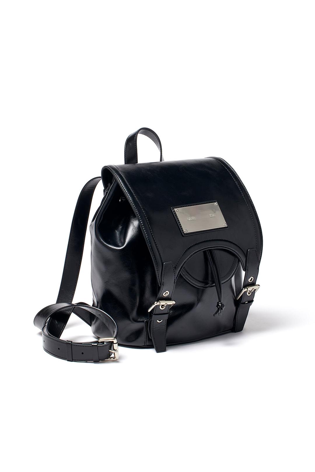 BUCKLE DETAIL BACK PACK IN BLACK