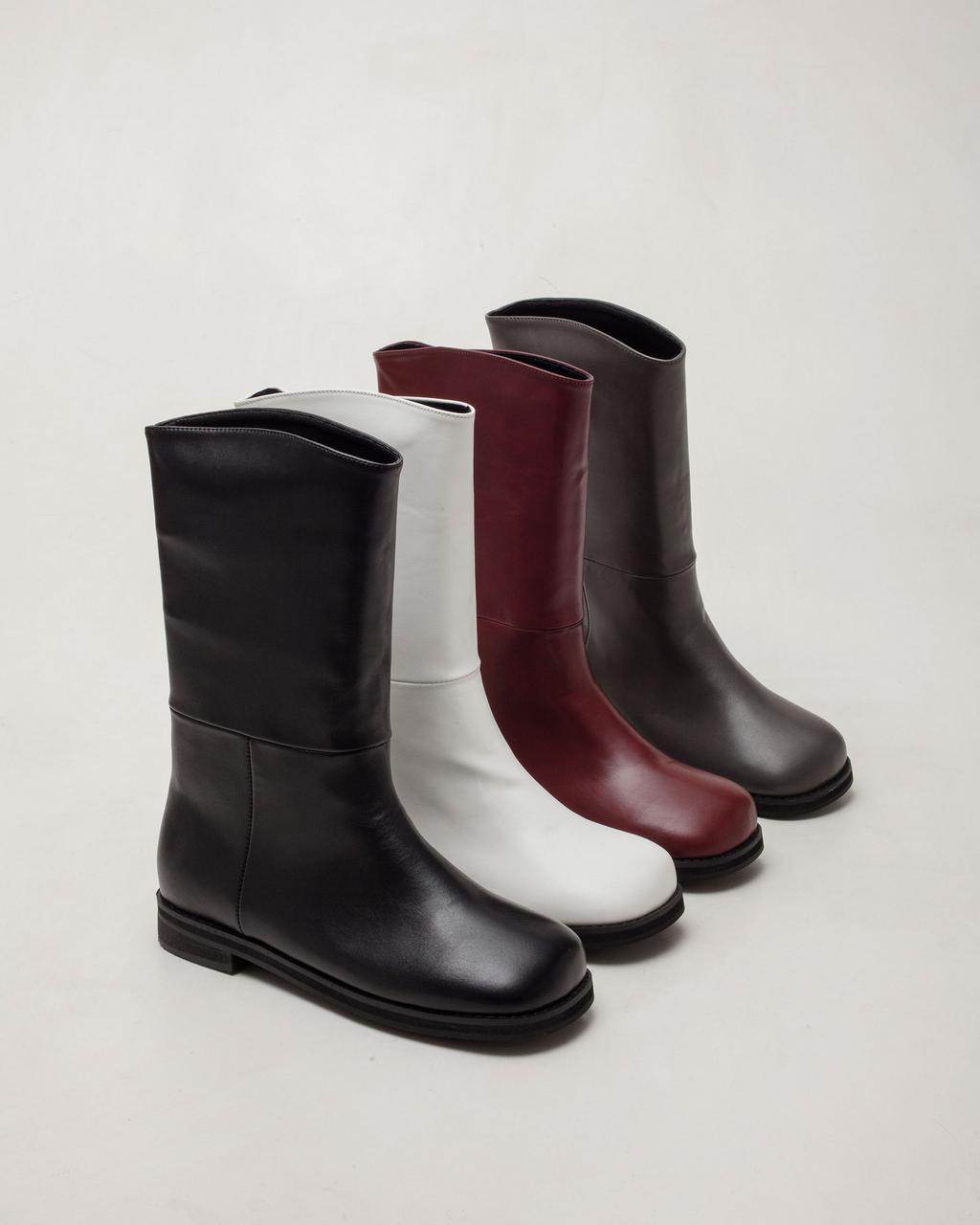 베이직 미디 부츠