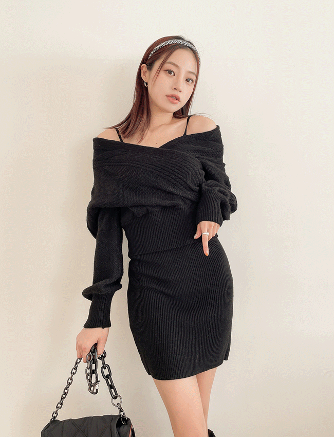 코로스오프 니트 투피스(OP)