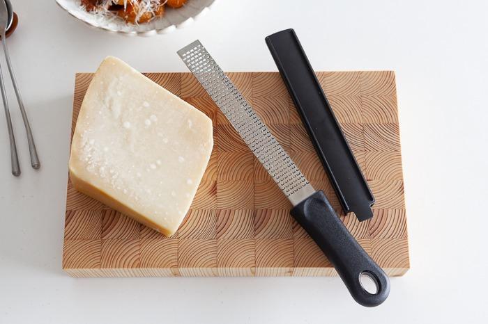 시모무라 프로그레이드 치즈 그레이터 치즈강판 (전용커버 포함)