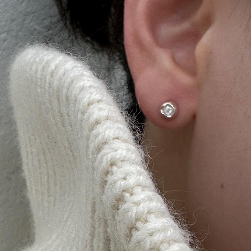 SAND TEXTURE EARRING (CZ)