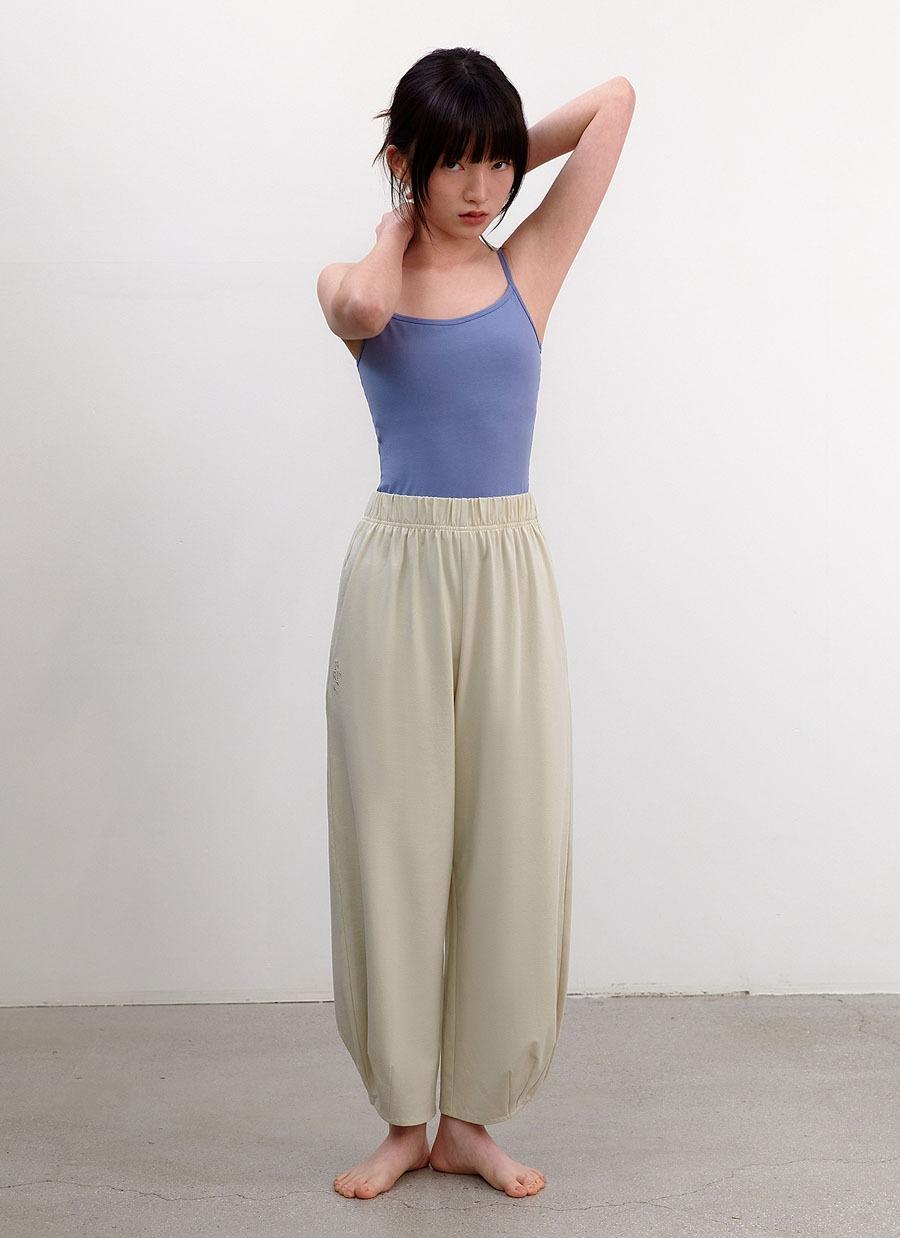CURVED YOGA PANTS_313