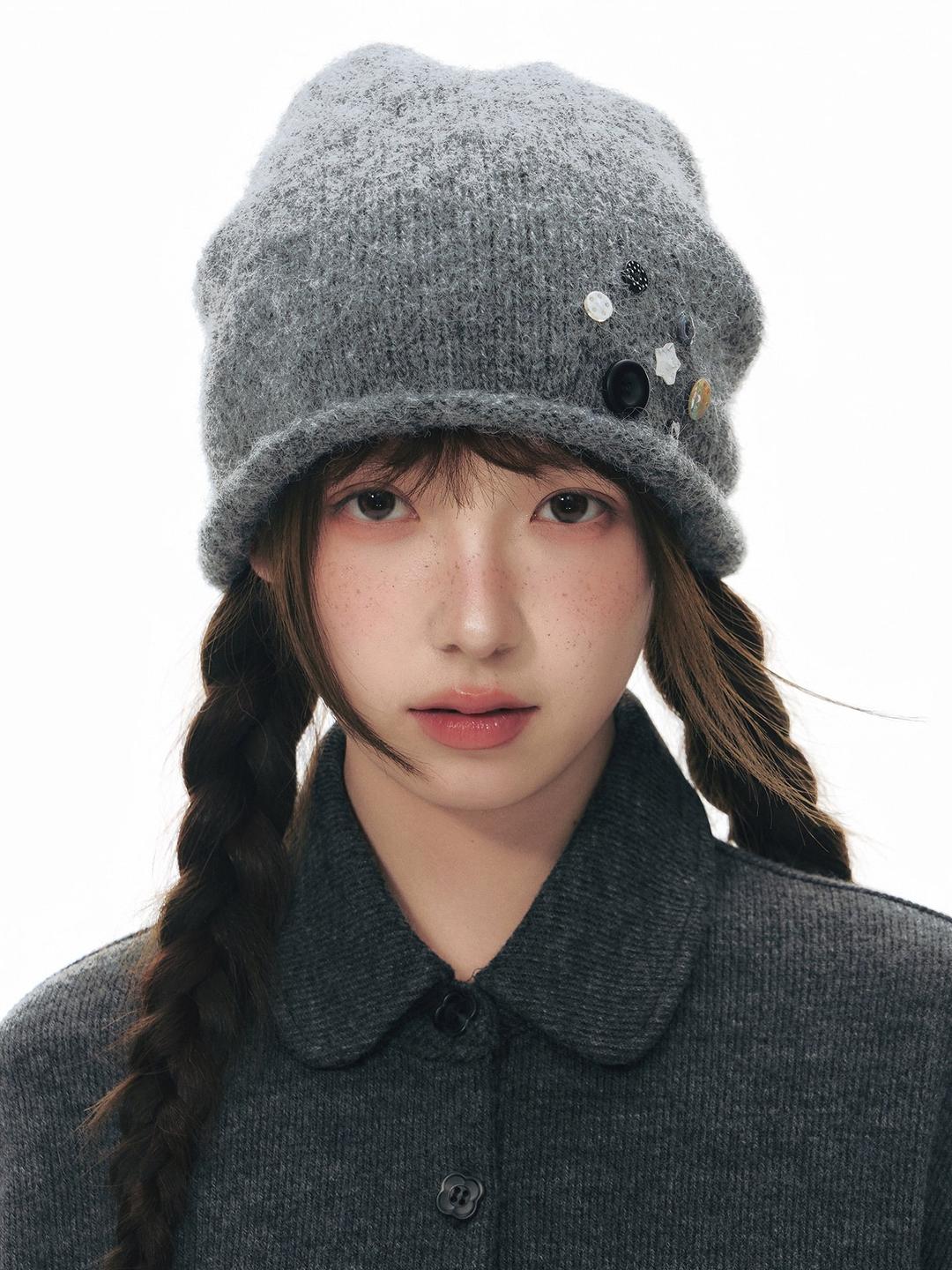 TAKEANAP Button Point Gray Beanie