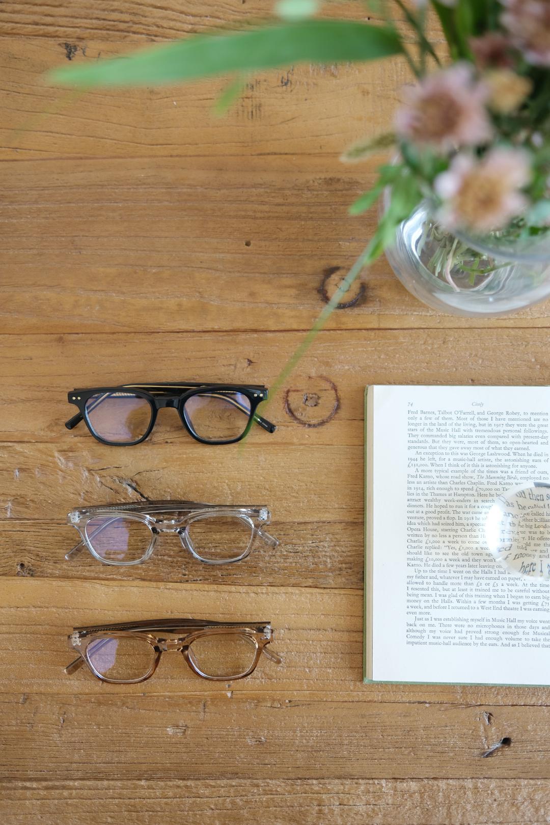 Zoe classic glasses (3col)