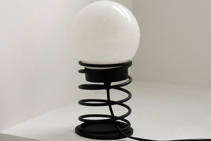 Moon Spiral Table Lamp Black