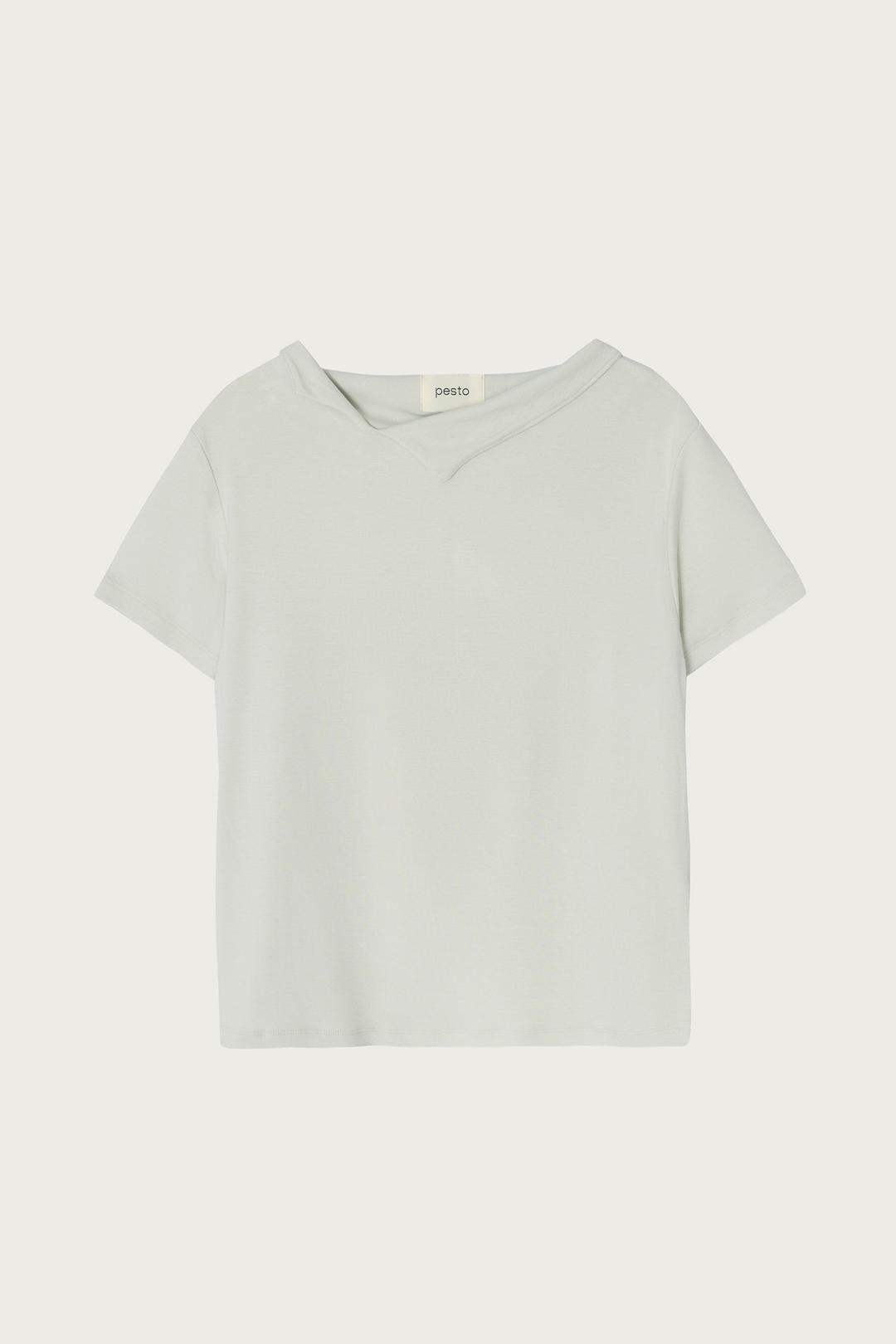 OPEN NECKLINE TEE FOG