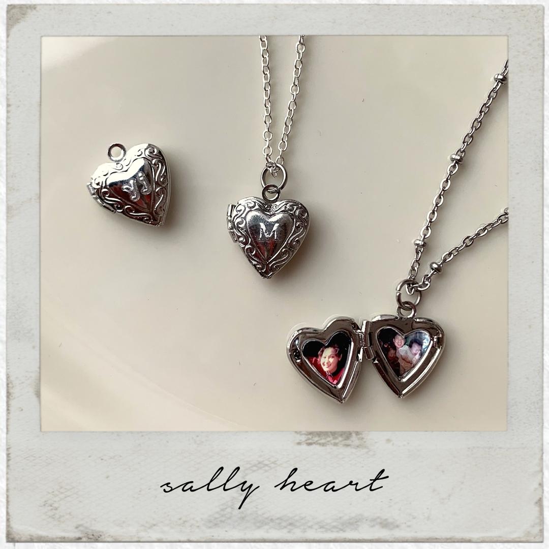 Sally Heart, Your Piece