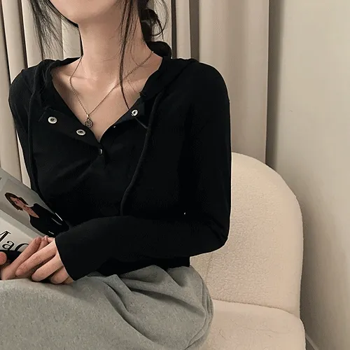 [꾸안꾸!] 조이 버튼 후드 세미크롭 티셔츠