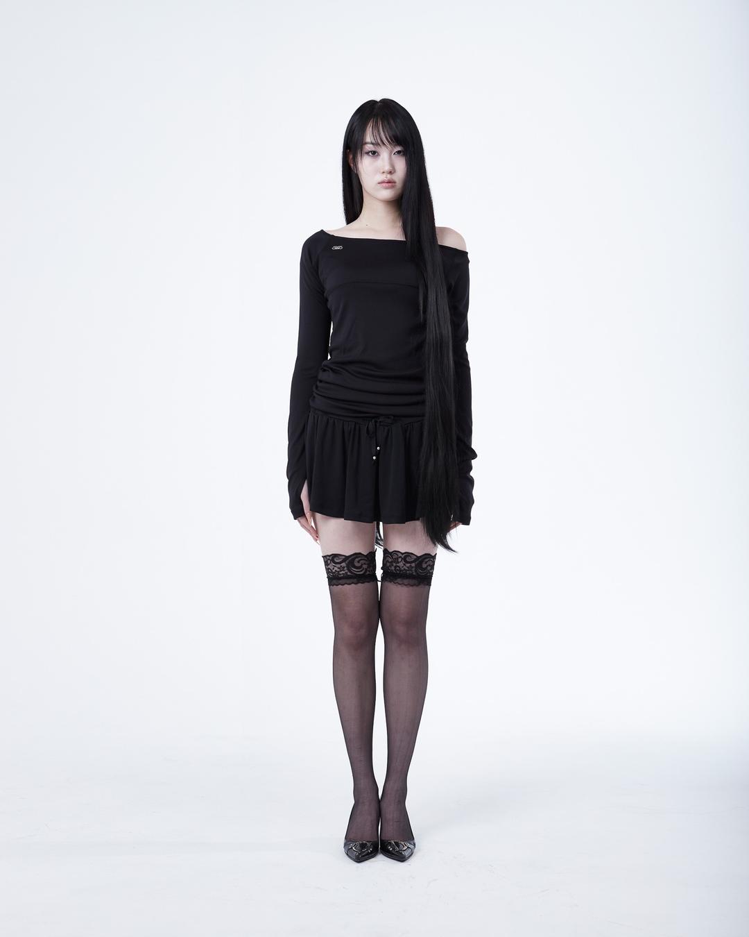 (11/22순차발송)RAGLAN METAL LOGO DRESS [BLACK]