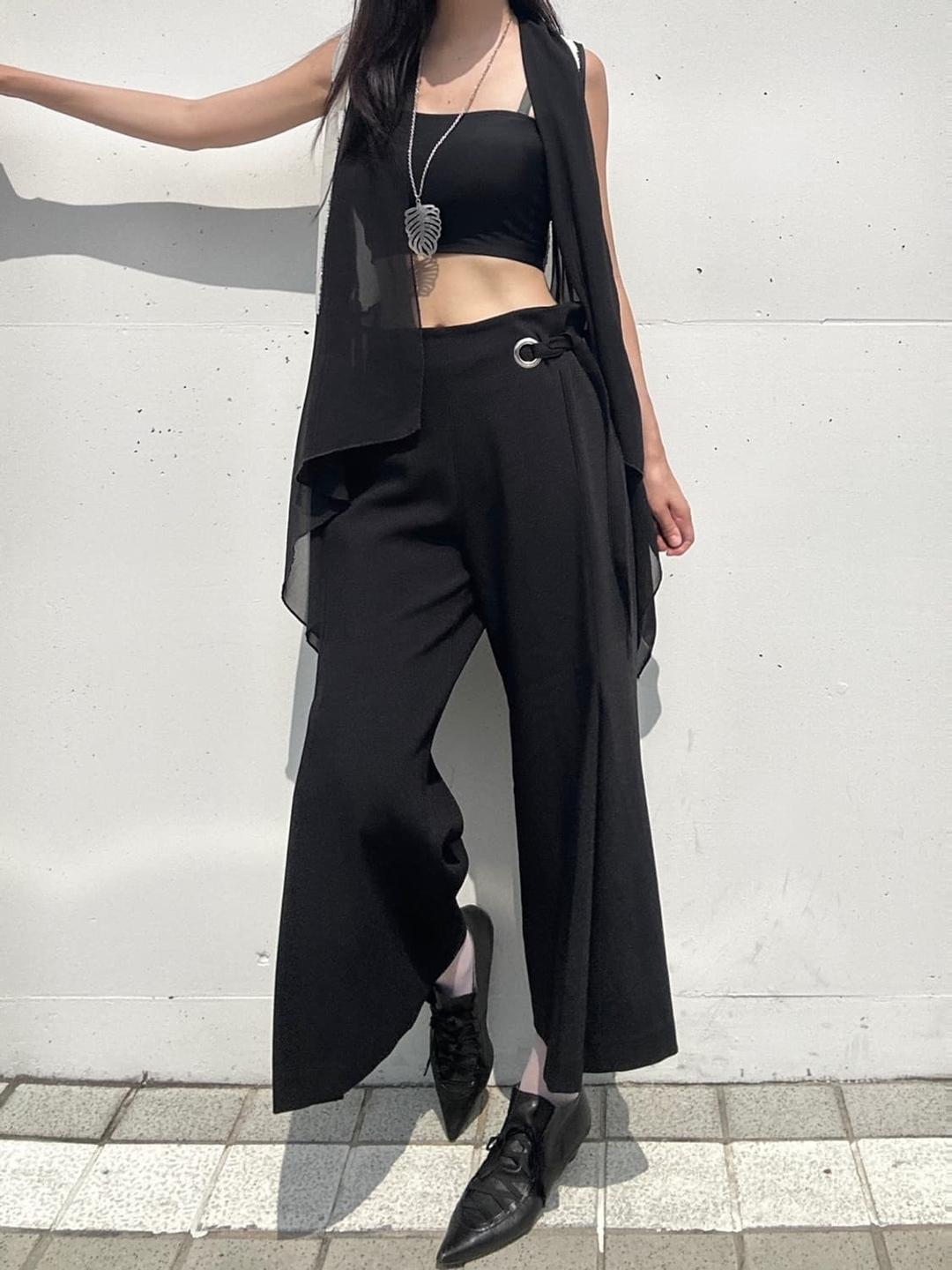 Side hole strap pants / black | 후루츠패밀리