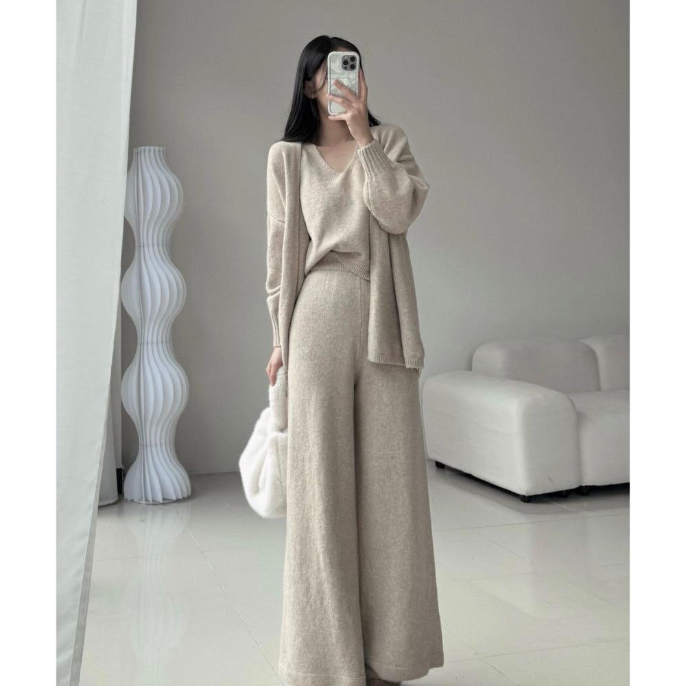 (~11/30 할인가적용) 포유 니트 가디건 + 민소매 + 팬츠 쓰리피스 (3color)