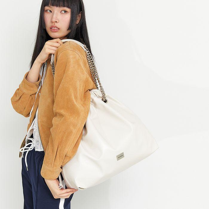 CH. SIDE TRAWSTRING BAG, CREAM
